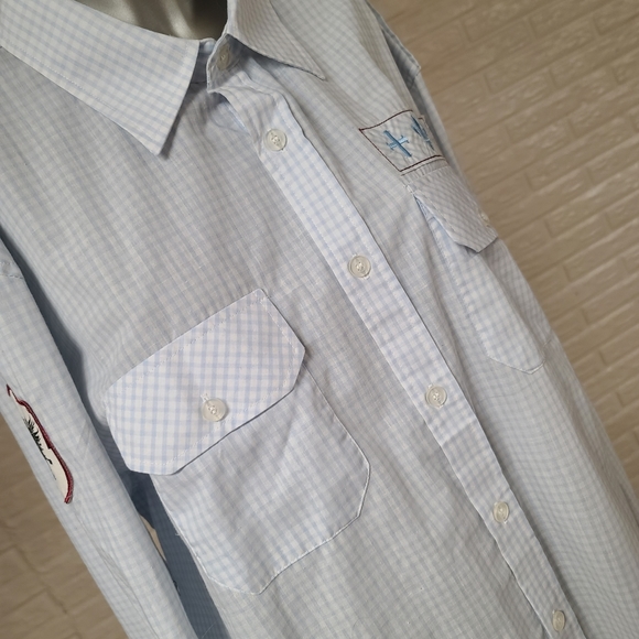 NWT IRREVERWNT BUTTON DOWN - Picture 4 of 10
